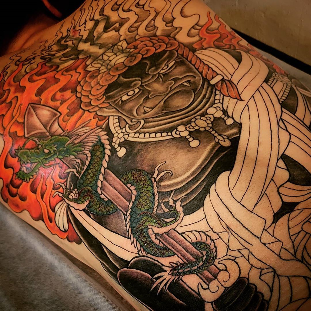 Black Eyes Tattoo 不動明王 まだ途中 Backpiecetattoo Black Eyes Tattoo 不動明王 まだ途中 Backpiecetattoo