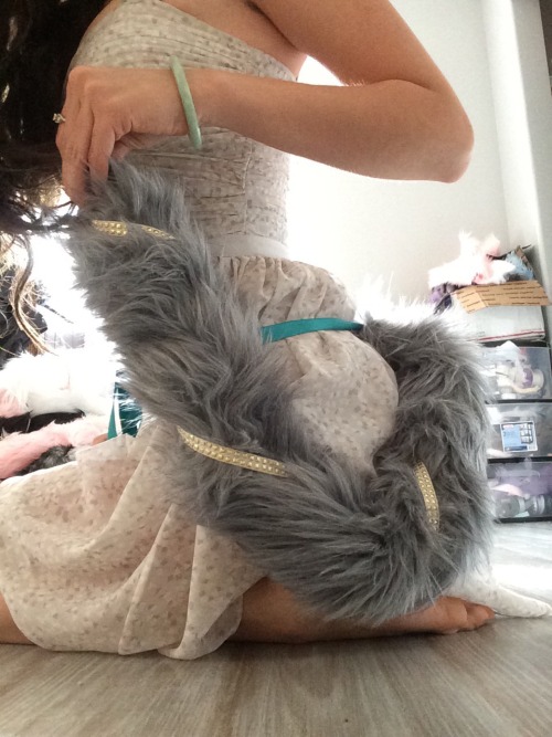 littleqsoddities:  Pretty dresses and pretty tails ✨