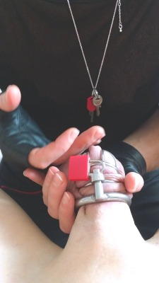 dreamsofchastity:  Thanks for the submission!