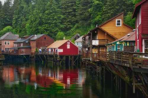 justenoughfocus:  Red Light District Back in the days of the gold-rush this was the red light district of the town of Ketchikan. Those days are long gone but naturally there are recreated saloons and bordellos along with souvenir shops.  I took this