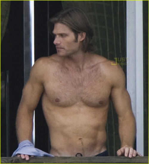 hotfamous-men:  Chris Carmack