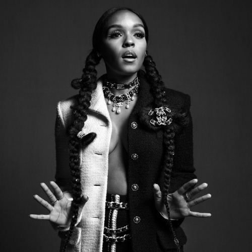 ahhthelegend:  monaedroid:  Janelle Monae porn pictures