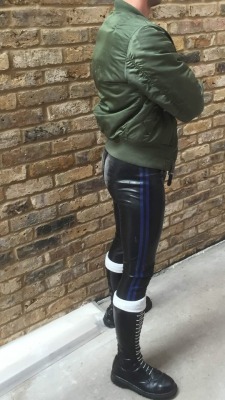 rubberskincz.tumblr.com post 181814129620