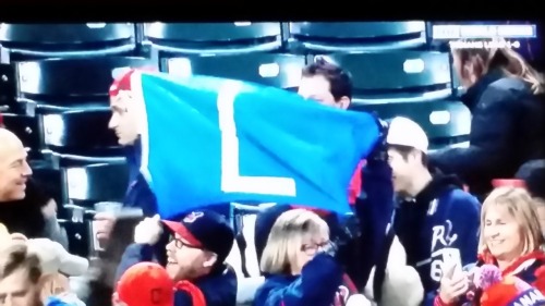 gotribe: INDIANS WIN GAME 1 6-0!!!!!!!