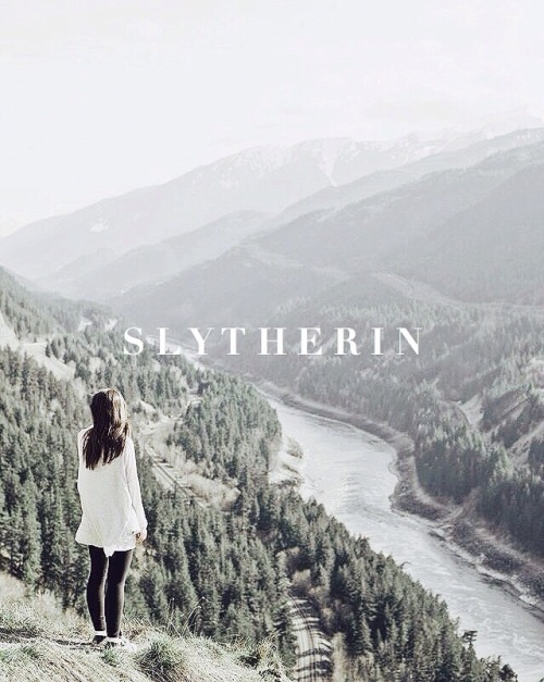 perspephone: House Aesthetics | Explorers  Gryffindor; they’re the trailblazers, unafraid