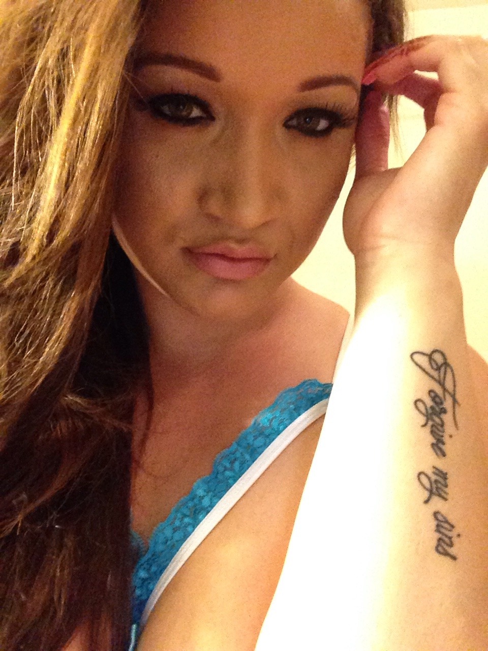 exoticplusmodel:  Celifiesssss 
