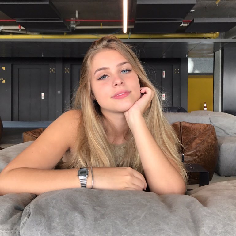 ✨