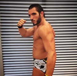 unstablexbalor:  wwenxt: #JohnnyGargano prepares