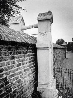 dichotomized:  Graves of a Catholic woman