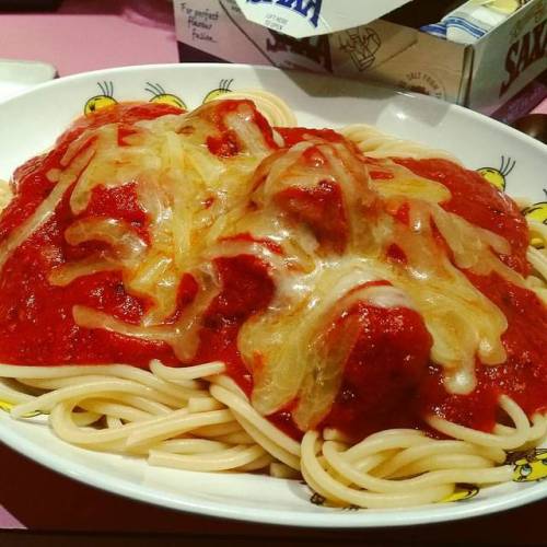 Sex Spaghetti and Pork and Beef Meatballs. #food pictures