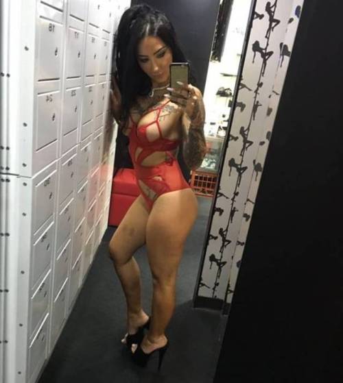 stripper-locker-room:  https://www.instagram.com/paigenicoleohhh/
