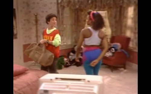 Great workout wear from Lisa via Saved By The Bell (only just started watching the series) 