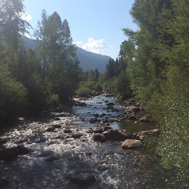 So beautiful. #aspen #nofilter #misses #morningrun #altitudeisathing (at Aspen USA)