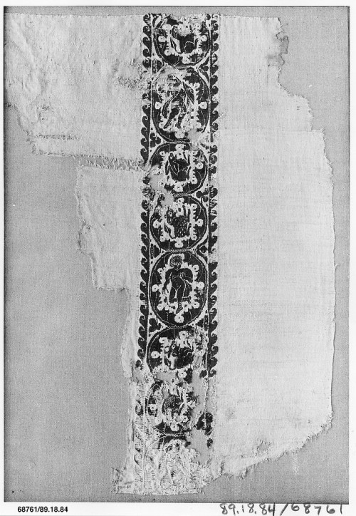 Fragment, Islamic ArtMedium: Wool, linen; plain weave, tapestry weavePurchase by subscription, 1889M