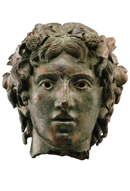 gods-of-europe: - Tête du jeune Dionysos, Ier siècle Musée Paul Getty, LA