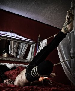 reraizure:  Lush - thx to Fräulein Eva (Photographer) and Wladi Rasputing (Model). Ropework as always be me, Reraizure      