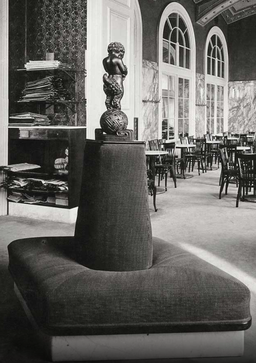 OTTO PRUTSCHERInterior of Café Ronacher, Vienna 1913© Otto Prutscher Family Archive / MAK Wien