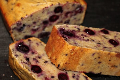 Blueberry Banana Bread Ingredients 2 cups all-purpose flour 5 tbsp melted butter 2 eggs, room t