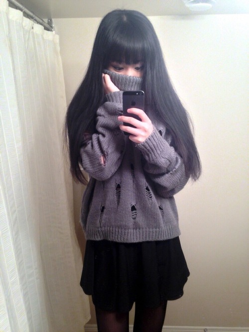 kida-masaomi:This sweater smells like vodka and pencil shavings. 