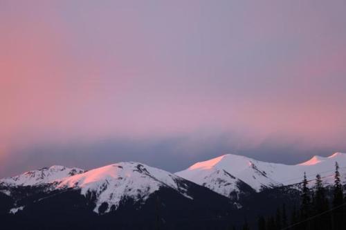 expressions-of-nature: Sunrise, British Columbia by Ian