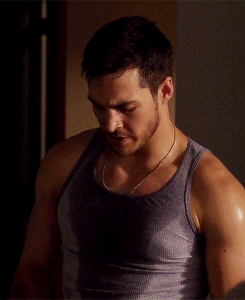hotmengifs:Chris Wood in an episode of Containment.