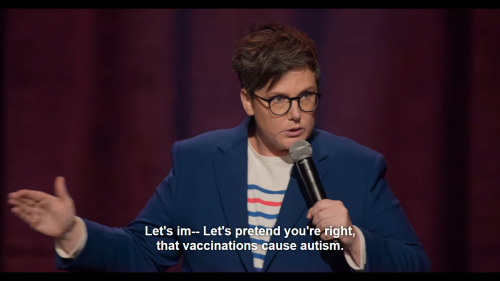parlezvousladybug: doublepasse-writes:  nussstrudel:  “All right, anti-vaxxers. Let’s pretend you’re right. You’re not.Pretending is not science” - Hannah Gadsby - Douglas (2020)    I love this woman.     Hannah Gadsby is the bomb 