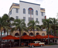 citylandscapes:  South Beach cool: Miami