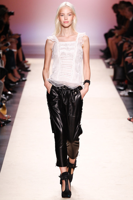 Label:  Isabel Marant  Fashion Show:  Spring/Summer 2014 in Paris  Models:  Elisabeth Erm, Sasha Lus
