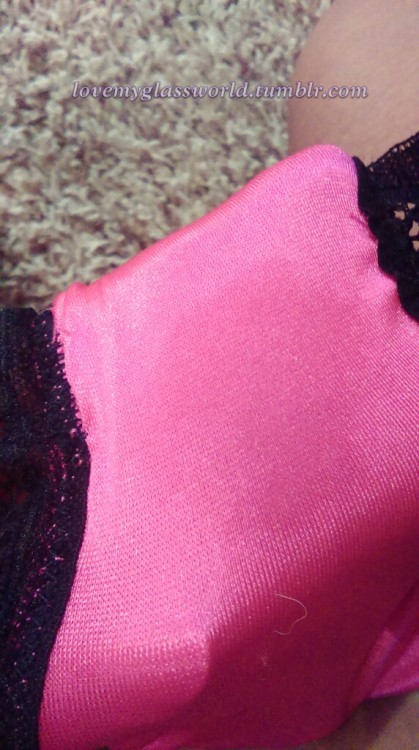 lovemyglassworld:  Mmmm…..Love day 1 of a panty and breaking out the vibrator to get the juices flowing. Soaked all the way through and the cream just kept on flowing all day long 😊   To order email me at barbieworldejz@yahoo.com 