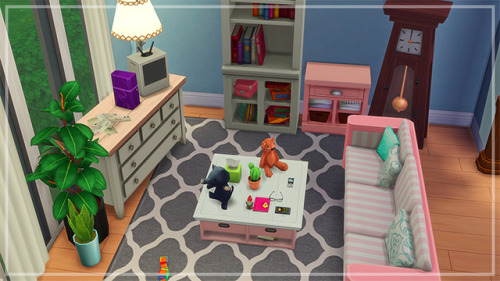 saartje77: Hi guys. I love the coffee table that came with the parenting pack, but I find it too big