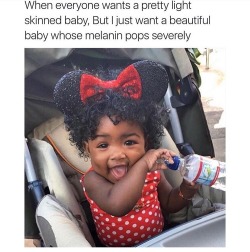 jakigriot:  ay0brownskin:  My daughter in my head  I don’t even want kids but DAMN that’s a cute baby!