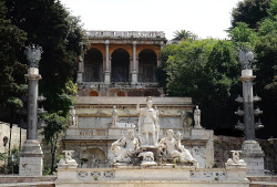 hadrian6:  Piazza del Popolo. Rome. http://hadrian6.tumblr.com