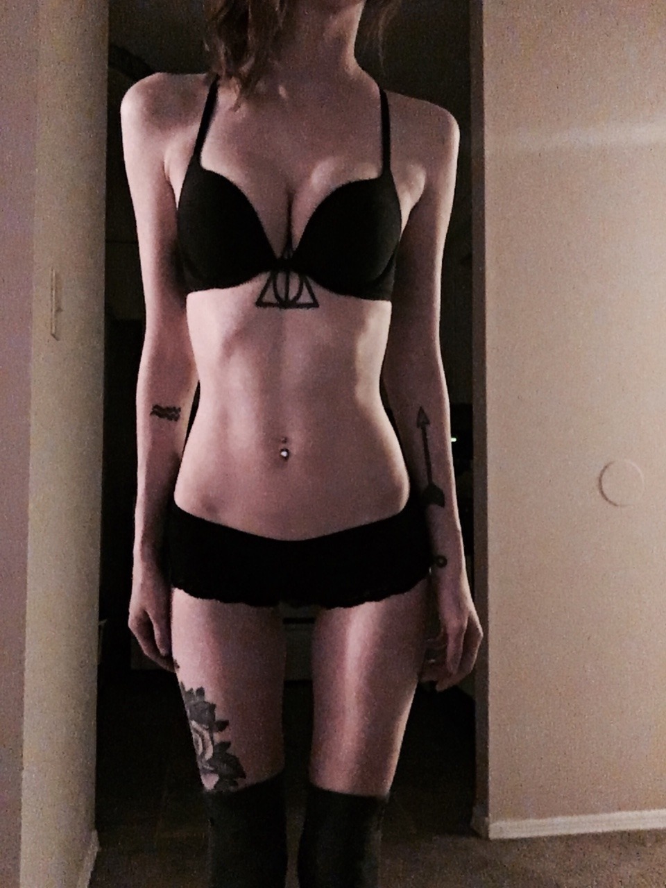 babybackb1tch:  @diabolicwhiskers also got me a bra that makes my boobs look perf
