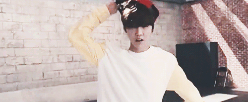 oh-luhans:  luhan o-<-< 