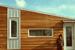 smallandtinyhomeideas:  The Leaf Tiny House