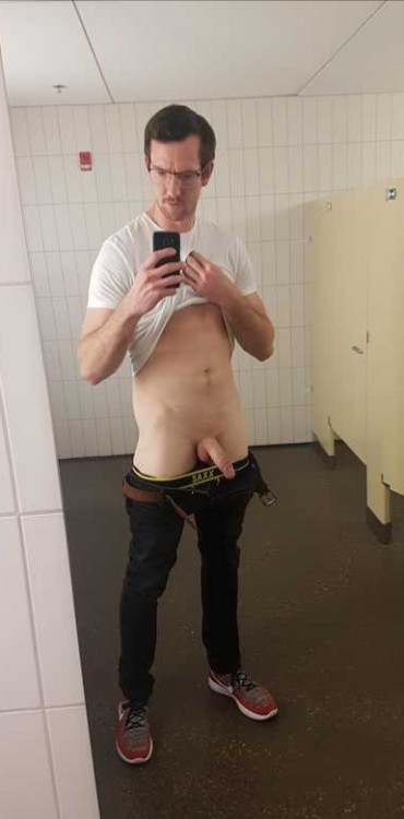 derrylads:  Dirty straight Irish guy 🇮🇪
