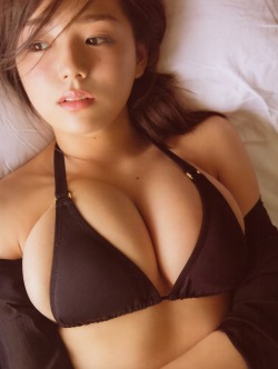 tokujiro:  Ai Shinozaki