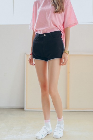 sportykid:    Double Pocket Denim Shorts 