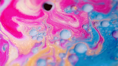 wetheurban: Glitter, Oil, & Soap - “Odyssey”, Ruslan Khasanov Russian artist Ruslan Khasanov just released a glittery follow-up to his mesmerizing“Pacific Light” video from a few years ago that captured close-up mixing of ink, oil and soap.