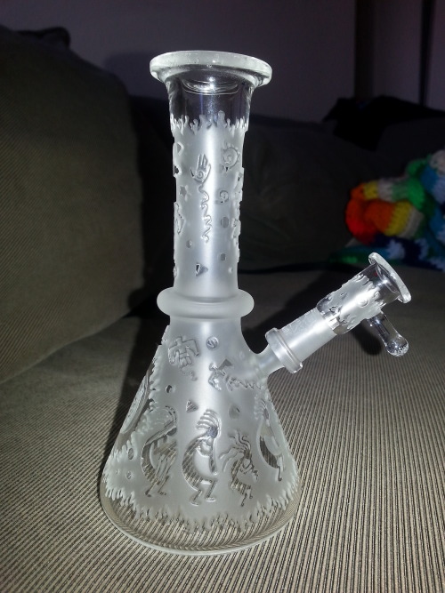missmarijane: Hand-carved mini 6” tube, done by the late Chris Buddha at 503 Liberty Glas
