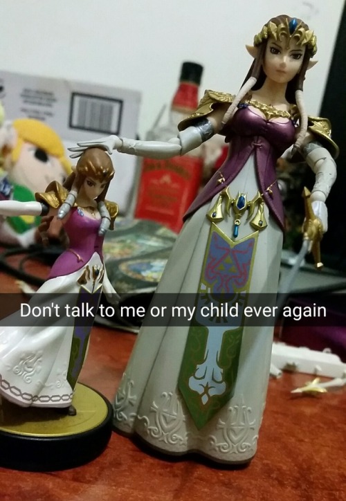 theroguedeity:So I got my TP Zelda figma today