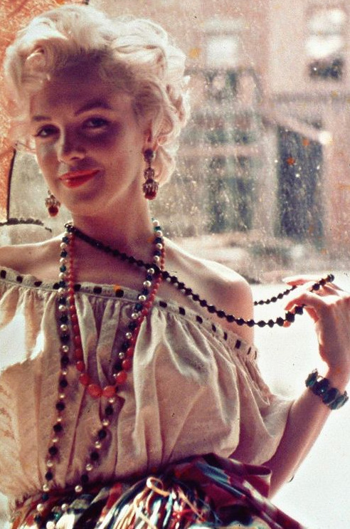 twixnmix:  Marilyn Monroe photographed by Milton H. Greene, 1956.On the back lots of 20th Century Fox in 1956, Milton and Marilyn embarked on one of their most versatile sessions, The Gypsy Sitting. This was done on one of their Sundays off while filming