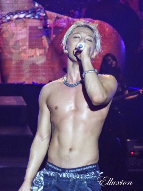 gdrxgn:  SEXY BAE (pictures credit to owners) 😍 
