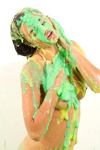 glamourgunge:  Naked Gunge