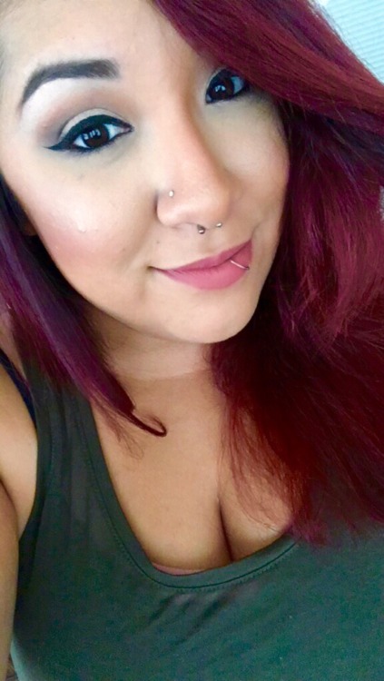 burninglikea-bridge:Yesterday I bought a lot of new makeup that I didn’t need. No regrets.