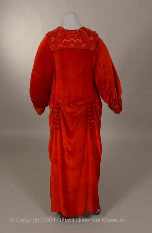 Evening CoatJ.Hock1910-1913Woman&rsquo;s red velvet evening coat lined with white satin. It is a wra