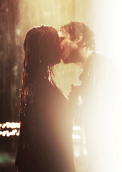 damon-mylife:  It started to rain, and then what h a p p e n e d, Damon? 