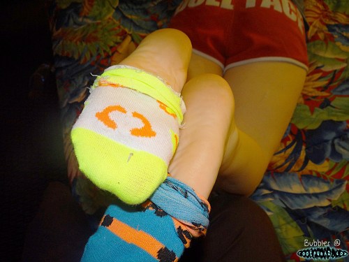 Time to remove Bubbles’ socks..wanna watch? Perfect body, perfect wrinkly soles! Full set - ww