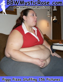 bbwsurf:  www.bbwmysticrose.com or www.bbwsurf.com/mysticrose   What does a fat girl with a nice wide round ass consider working out?  Eating a whole pizza and drinking a 2 liter of soda!!!!  Come see me in my work out clothes relaxing on the sofa