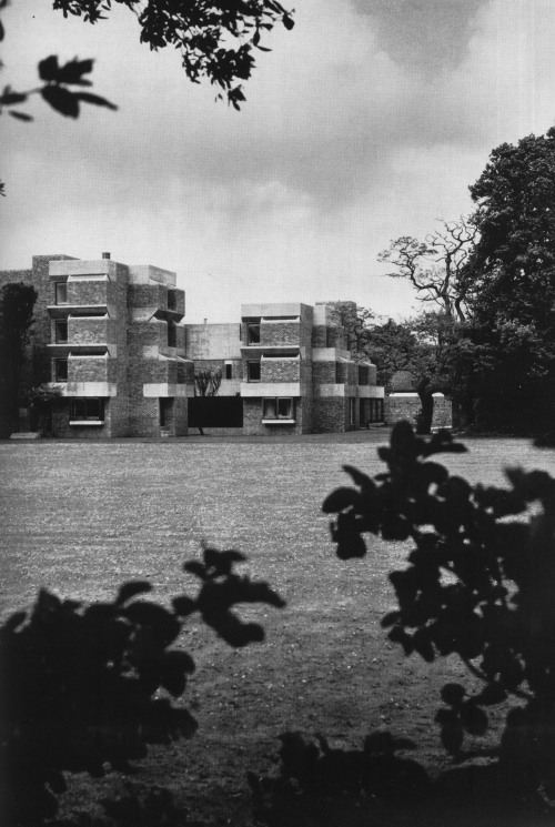 fuckyeahbrutalism:  Theological College, Chichester, UK, 1965 (Ahrends, Burton, Koralek) 